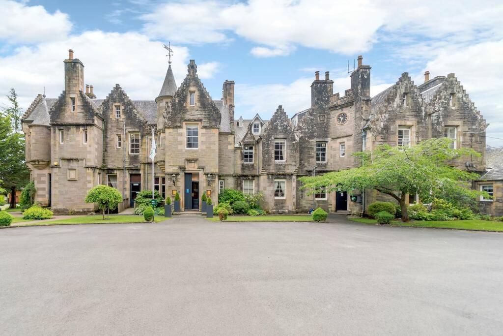 Atholl - A Unique In Countryside Park With Wifi And Access To Pool And Bar Perth