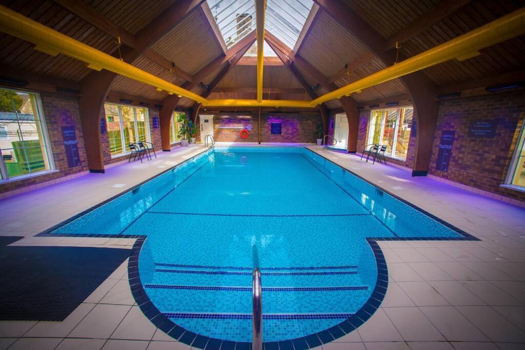 Atholl - A Unique In Countryside Park With Wifi And Access To Pool And Bar Perth