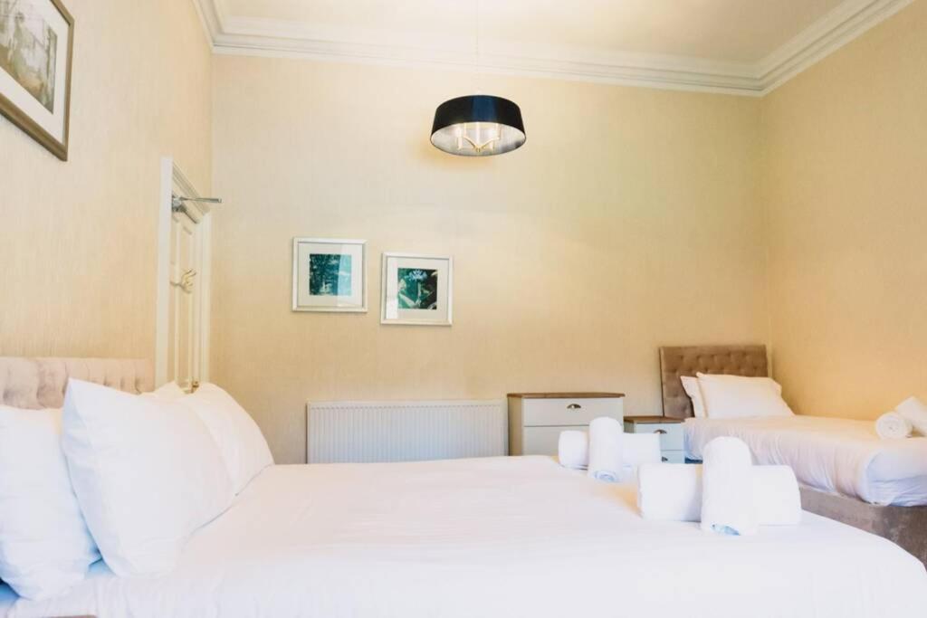 Apartment Atholl - A Unique In Countryside Park With Wifi And Access To Pool And Bar Perth